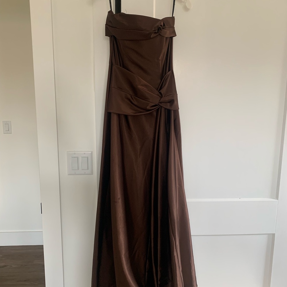 Long fancy dress, worn once
